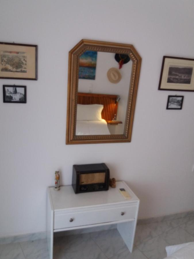 Apartment In Poros Poros Town Esterno foto